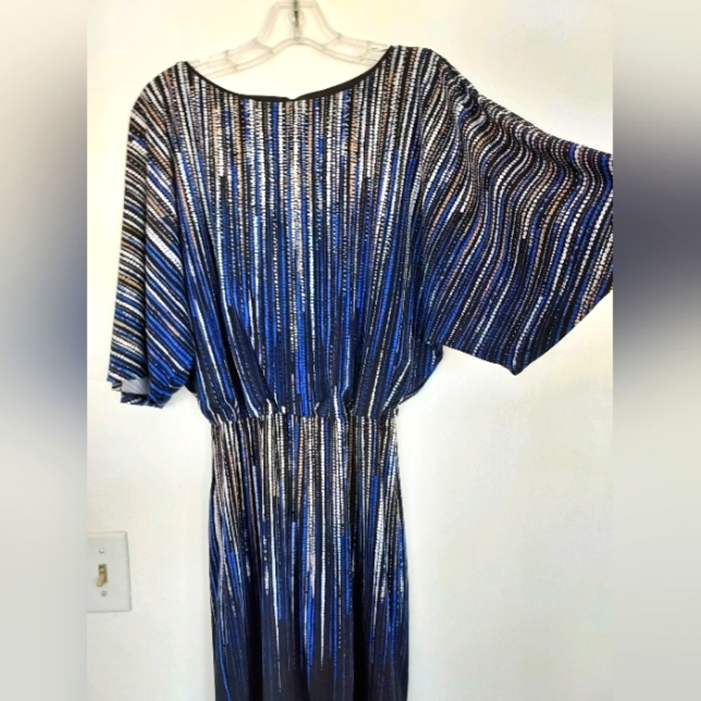 White House Black Market dress size M
